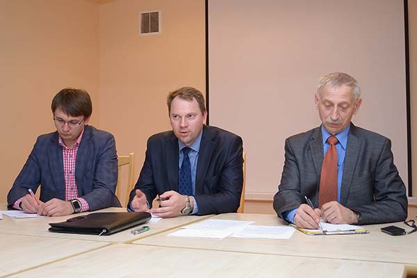 Deputāti sāk priekšlikumu izstrādi Rēzeknes pilsētas budžetam 2016. gadam (video)