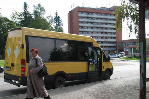 SIA DEKOM pēkšņi pārtrauc pasažieru pārvadājumus