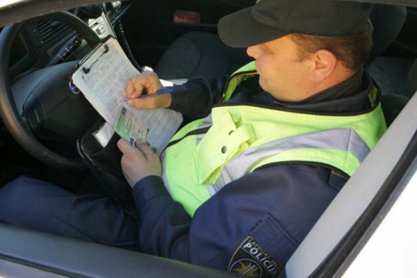 Policija pirmo reizi Latvijā īstenos ātruma kontroles maratonu