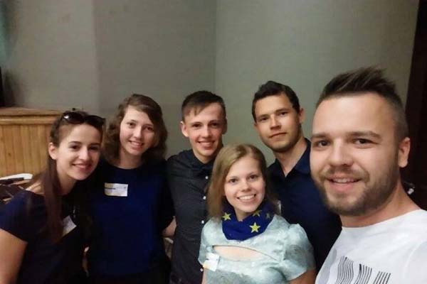 Nautrēnu vidusskolas jaunieši veiksmīgi startē Vislatvijas erudīcijas konkursā “Eiropas pieccīņa”