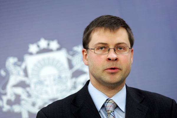 Valdis Dombrovskis: Būtisku izmaiņu Latvijas ekonomikā nebūs