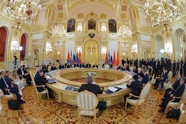 Armēnija pievienojas Eirāzijas Ekonomiskajai savienībai