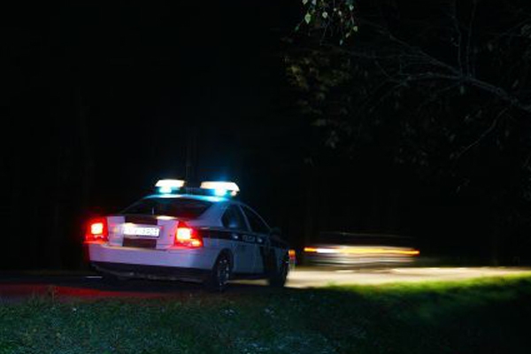 Trilleris Latgalē: Policija dzenas pakaļ dzērājšoferim, kurš pārvietojas ar zagtu auto