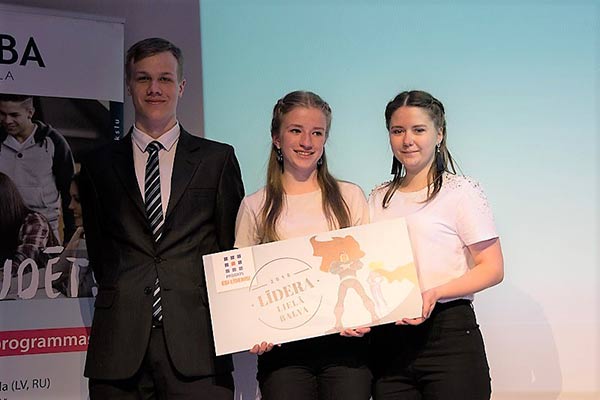 Kaunatas vidusskolas komanda „Surikāti” izcīna lielo Līdera balvu 2018