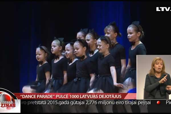 VIDEO: “Dance Parade” pulcē 1000 Latvijas dejotāju