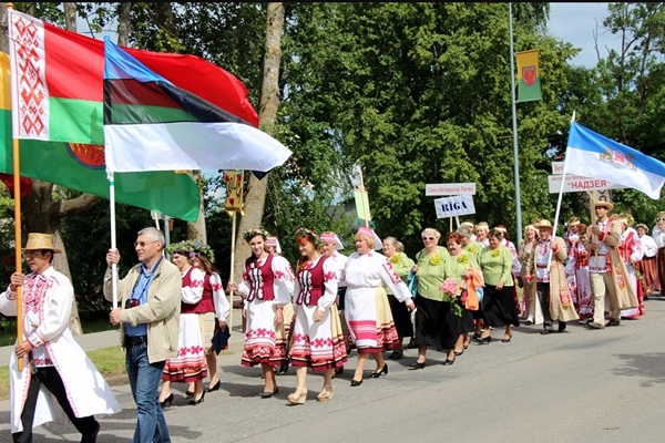 Baltkrievu dziesmu un deju festivāls „Fest” Dagda – 2015