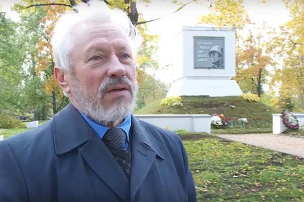 VIDEO: Rēzeknē atjaunoti Sarkanās armijas karavīru brāļu kapi