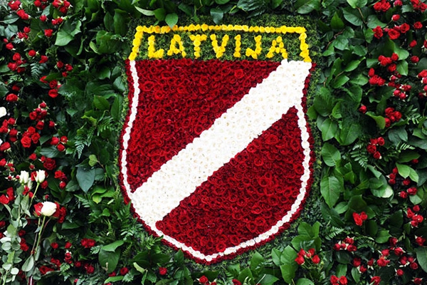Pētījums: Trešdaļa iedzīvotāju uzskata, ka Latvijā atdzimst fašisms