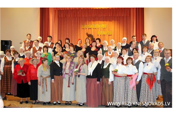 Izskanējis tautas mūzikas festivāls „Latgaliskais azarts”