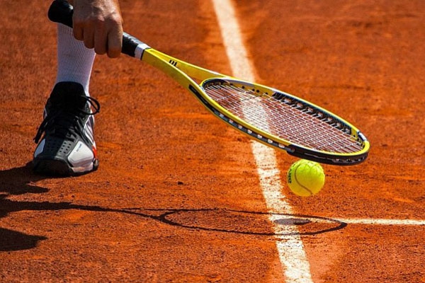 Rēzeknietis Ņikita Kupičs izcīna otro vietu tenisa turnīrā