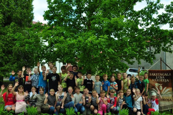 XI Latvijas skolu jaunatnes dziesmu un deju svētkos – arī Rēzeknes novada skolēni