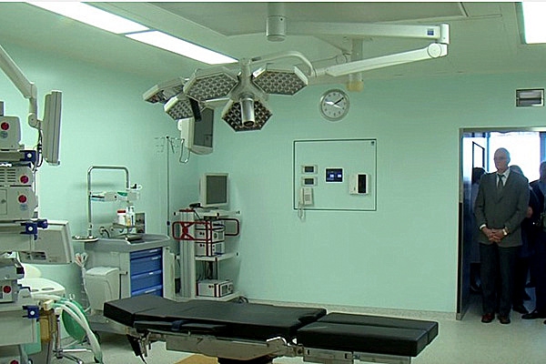VIDEO: Rēzeknes slimnīcā ārsta- ķirurga Edgara Zarembo vārdā nosaukta operācijas zāle