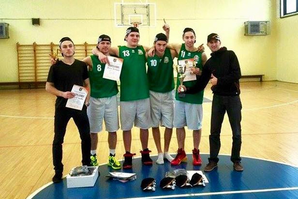 RA/VRK komanda kļūst par Rēzeknes pilsētas čempioniem basketbolā (foto)