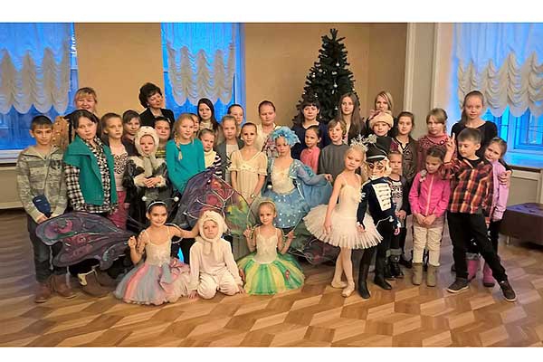 Silmalas pagasta aktīvākie bērni izbauda starptautiskā baleta pasaku festivāla izrādes